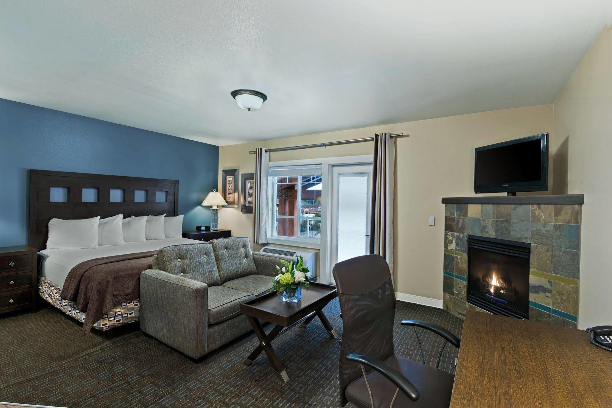 Oxford Suites Silverdale Exterior foto